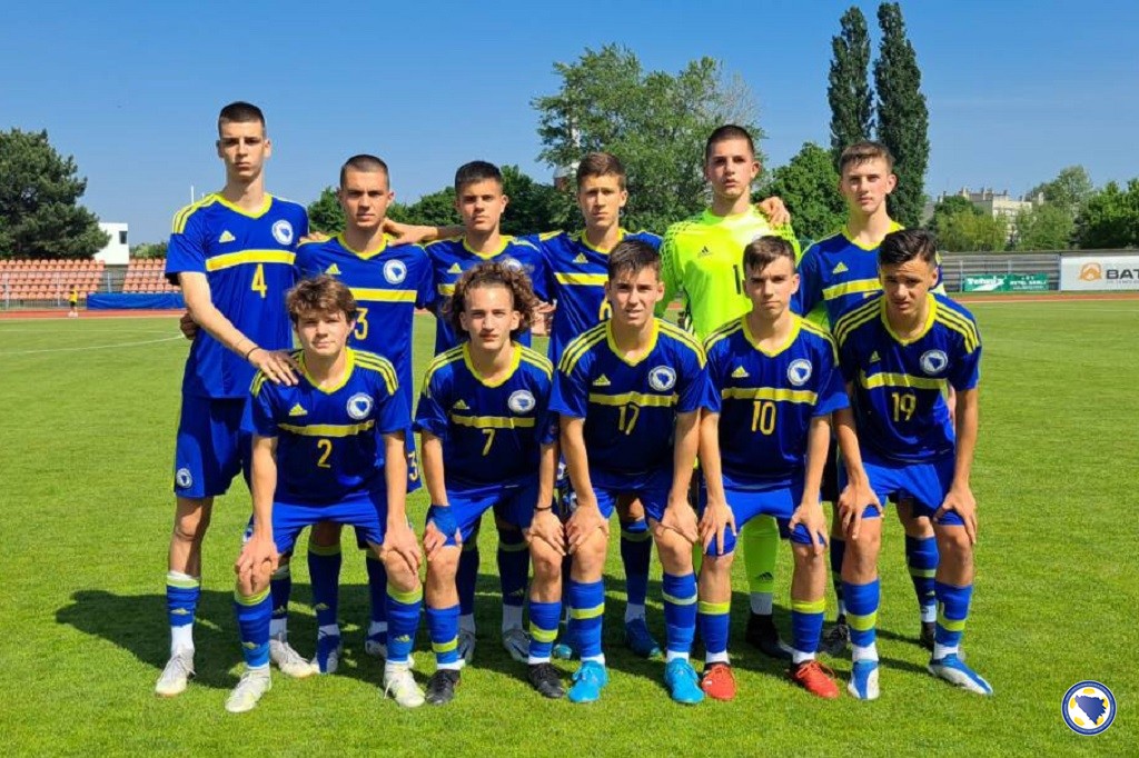 Juniori BiH