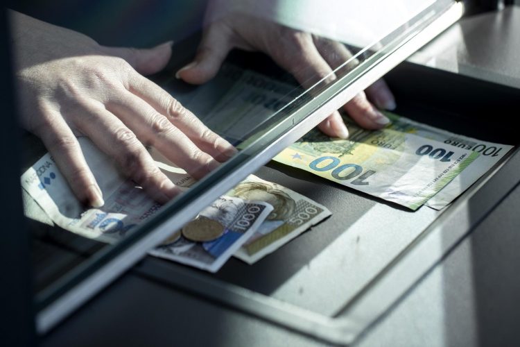 1652441032-PXL_220122_91585813-750x500