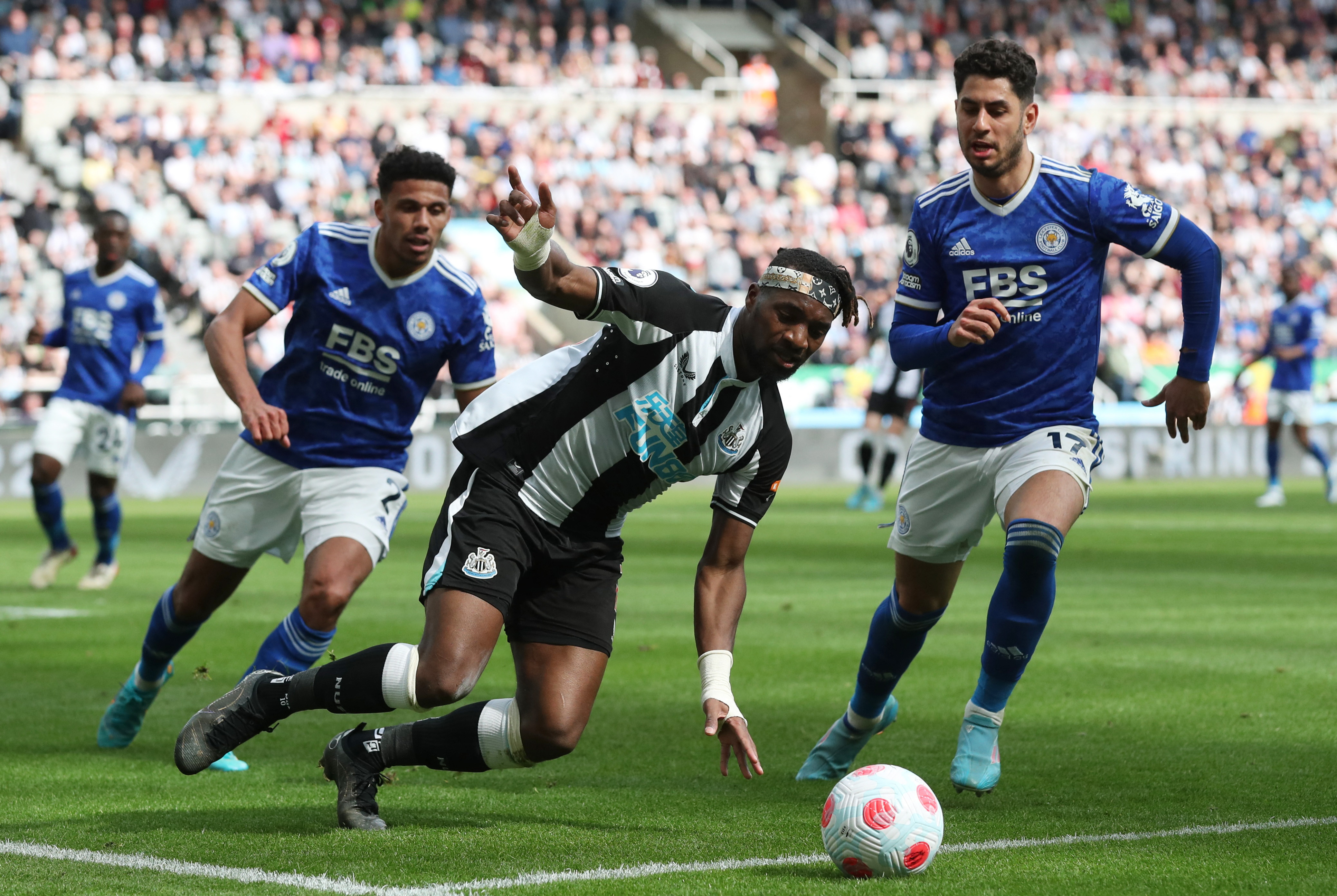 Premier League - Newcastle United v Leicester City