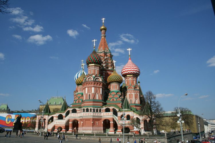 kremlin-170668_1920-750x499