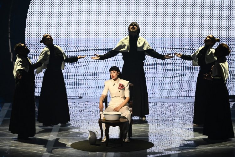 1652601008-000_329Z2CW-750x500