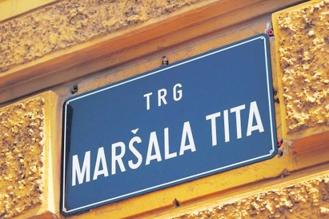 Zagreb-preimenovao-Trg-marsala-Tita-Hasanbegovic-blista-Bandic-i-za-uklanjanje-ploce-HOS-a-iz-Jasenovca