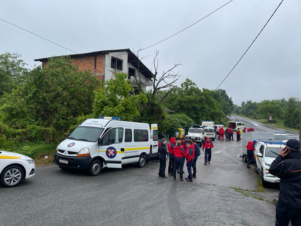 1653845333-FT8Su_lWYAEl4VU