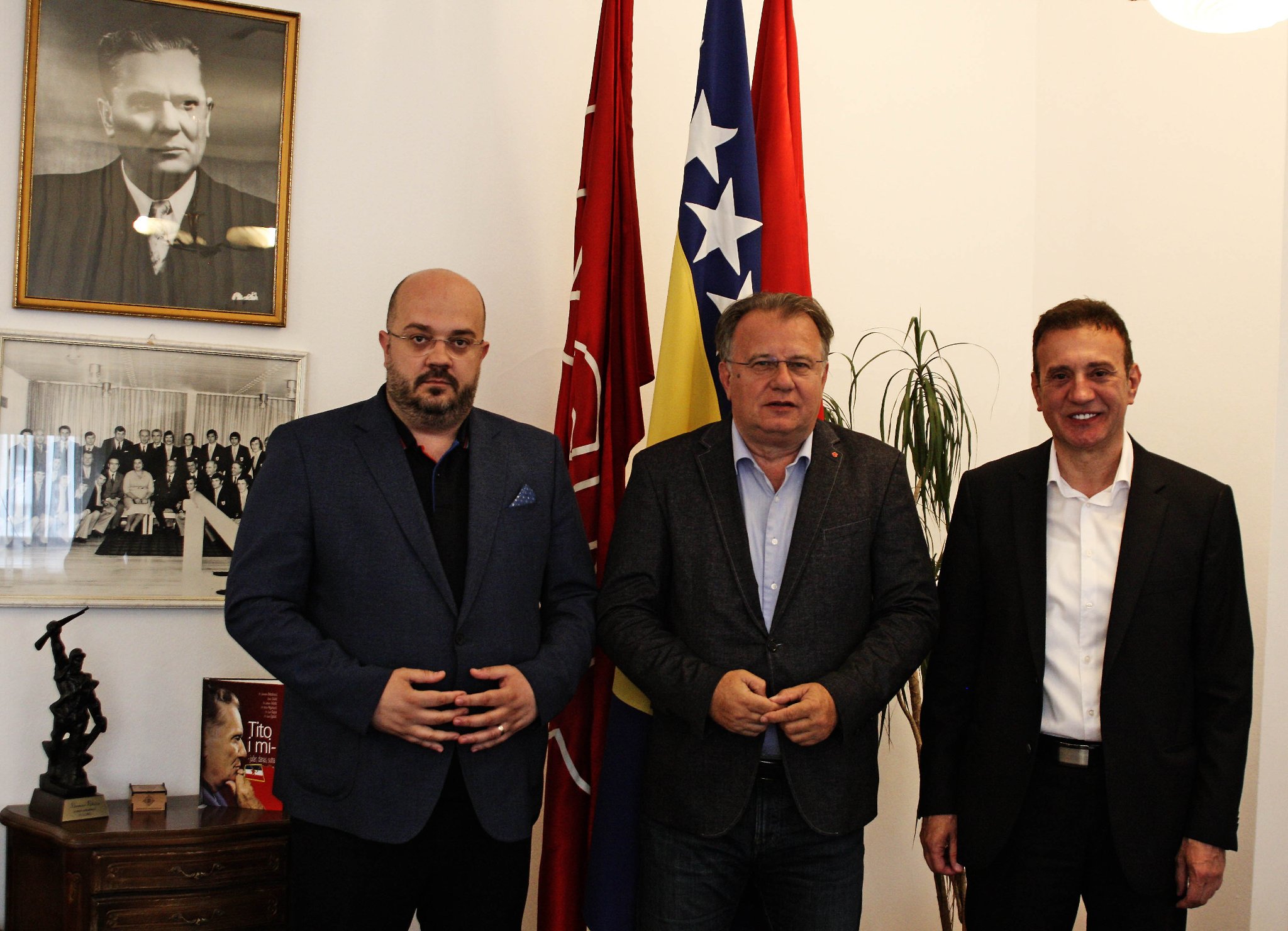 283881680_582886453200054_3406101769397191345_n