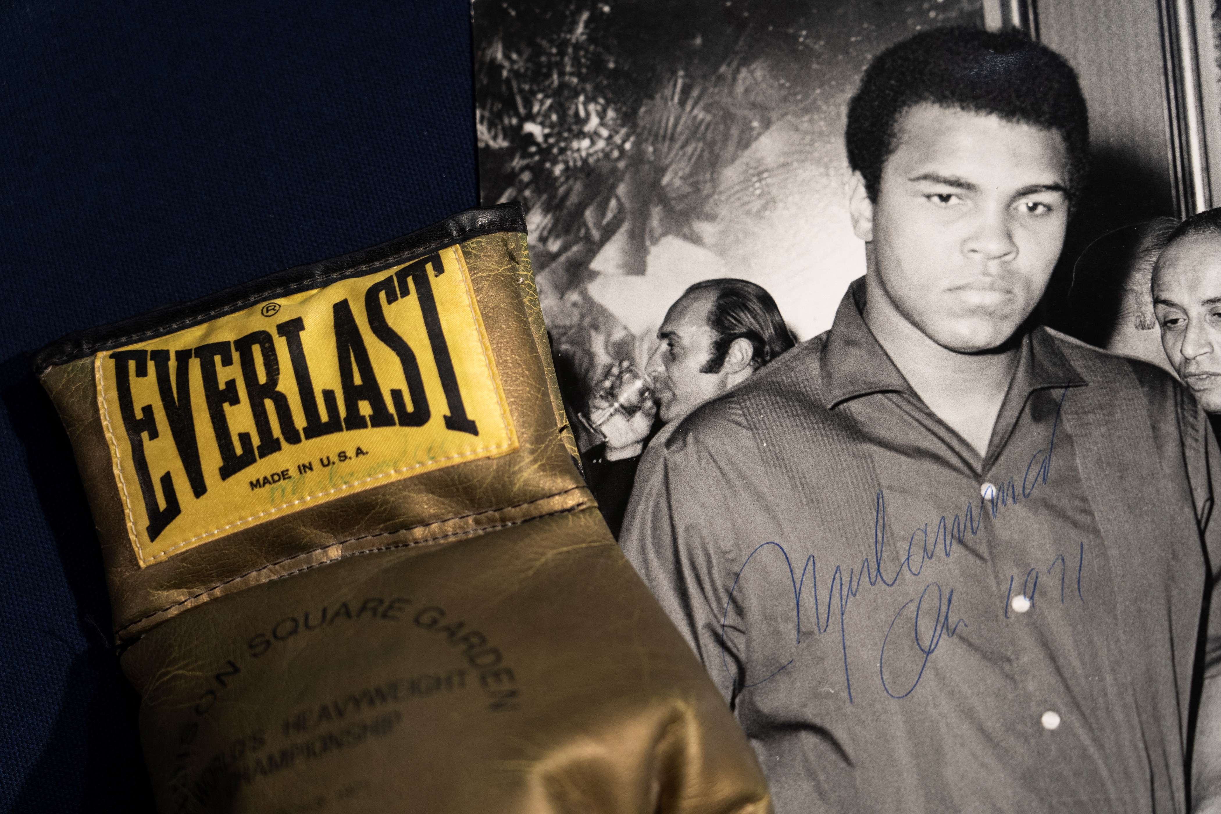 ITALY-US-BOXING-ALI-AUCTION