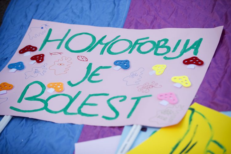 1654353340-PXL_040622_93876439-750x500