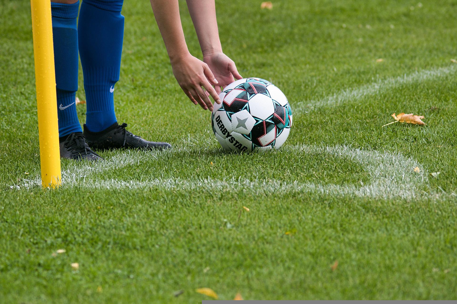corner-ball-g556a39976_1920