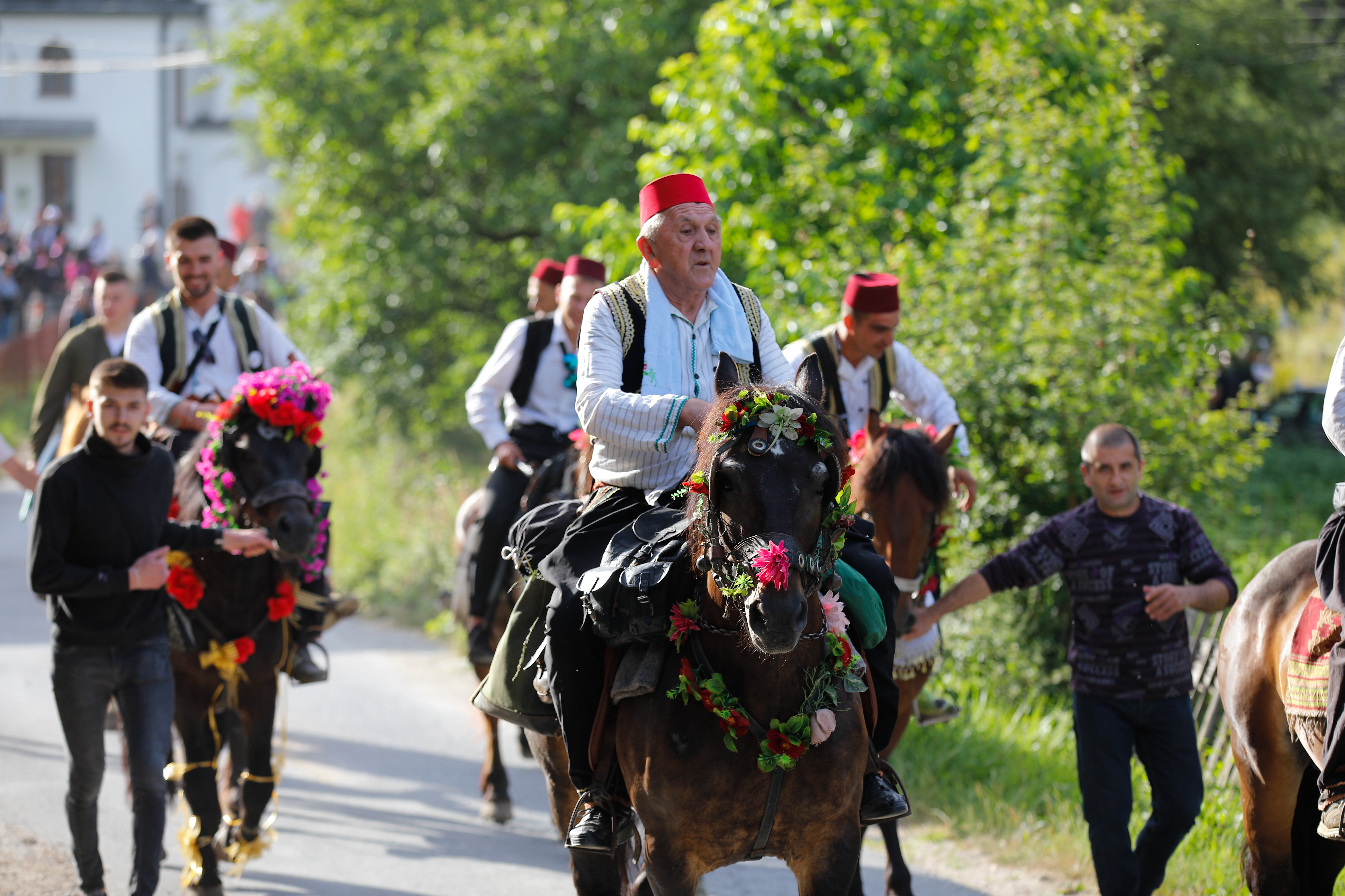 Manifestacija 512. Dani Ajvatovice: Konjanici iz Karaule krenuli ka Pruscu