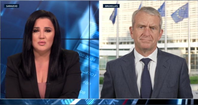 Ika Ferrer Nic Robertson