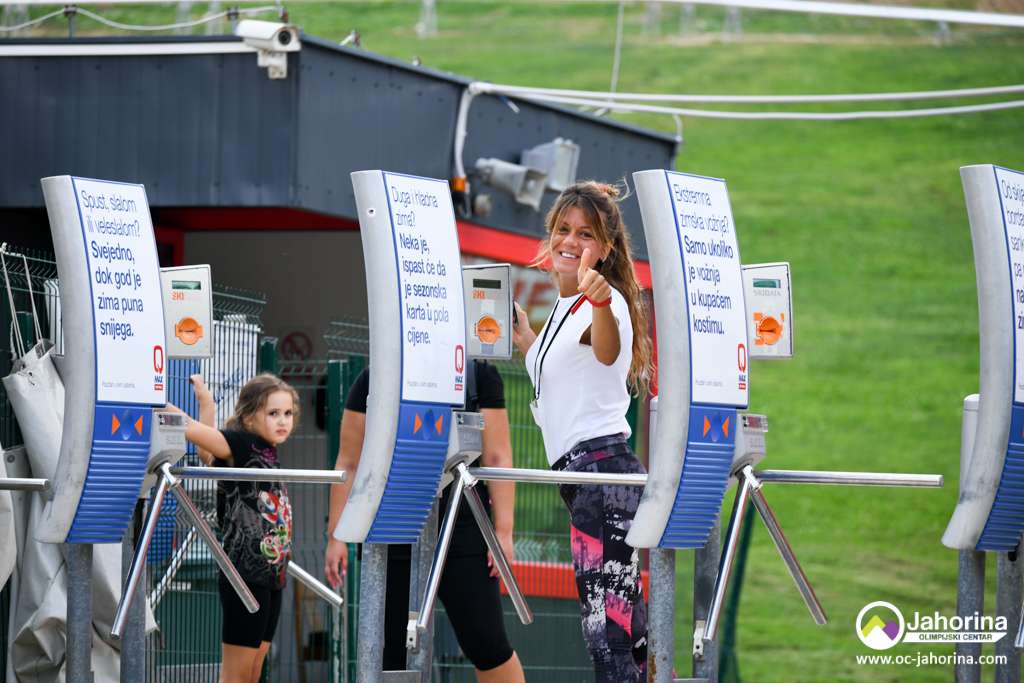 l_04302198892a91ad29e4b37f0549773d