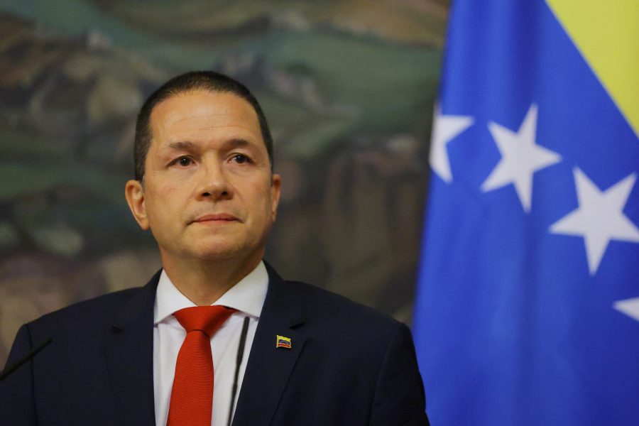 1657094901-2022-07-04T121020Z_538364265_RC205V9Z6CDA_RTRMADP_3_RUSSIA-VENEZUELA-900x600