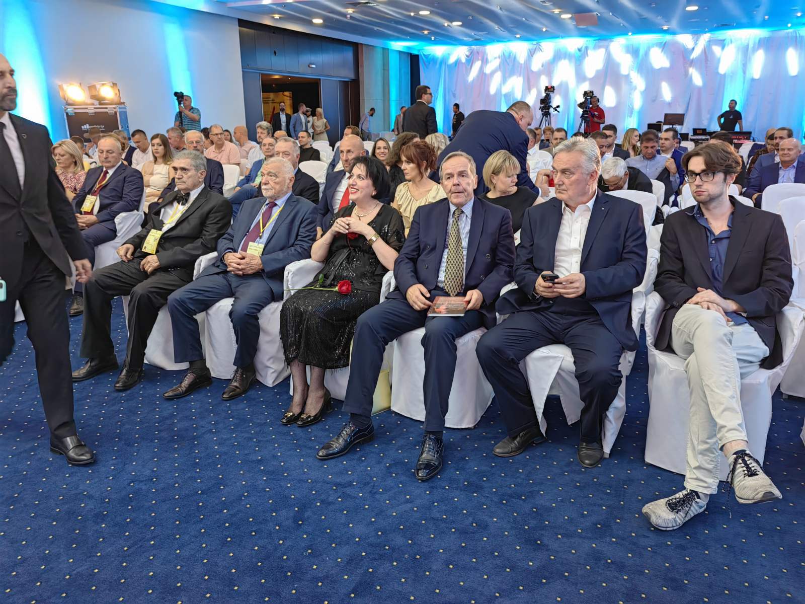 IMG-3a6a24e6f28baa7e7bfa1102d8a97138-V