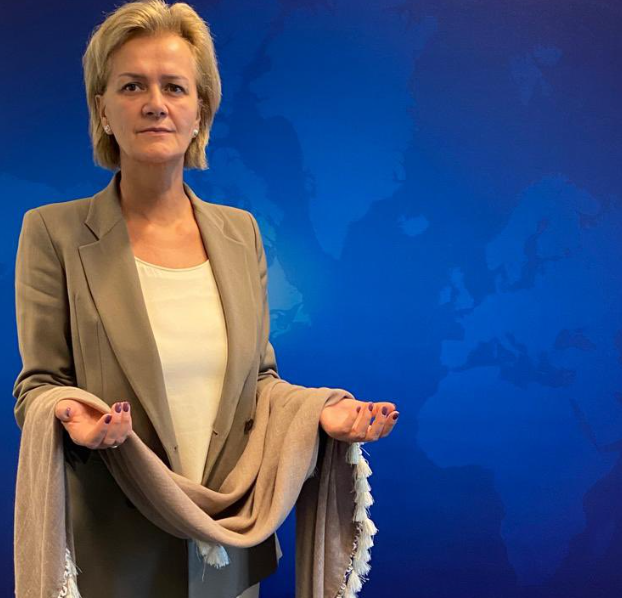 Angelina Eichhorst, Twitter