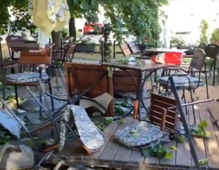 kafić-automobil-Novi-SAd