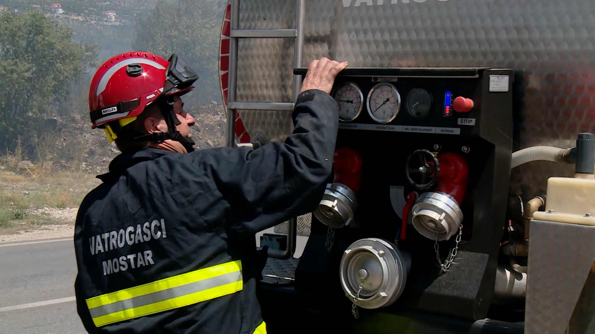 VATROGASAC VATROGASCI POŽAR