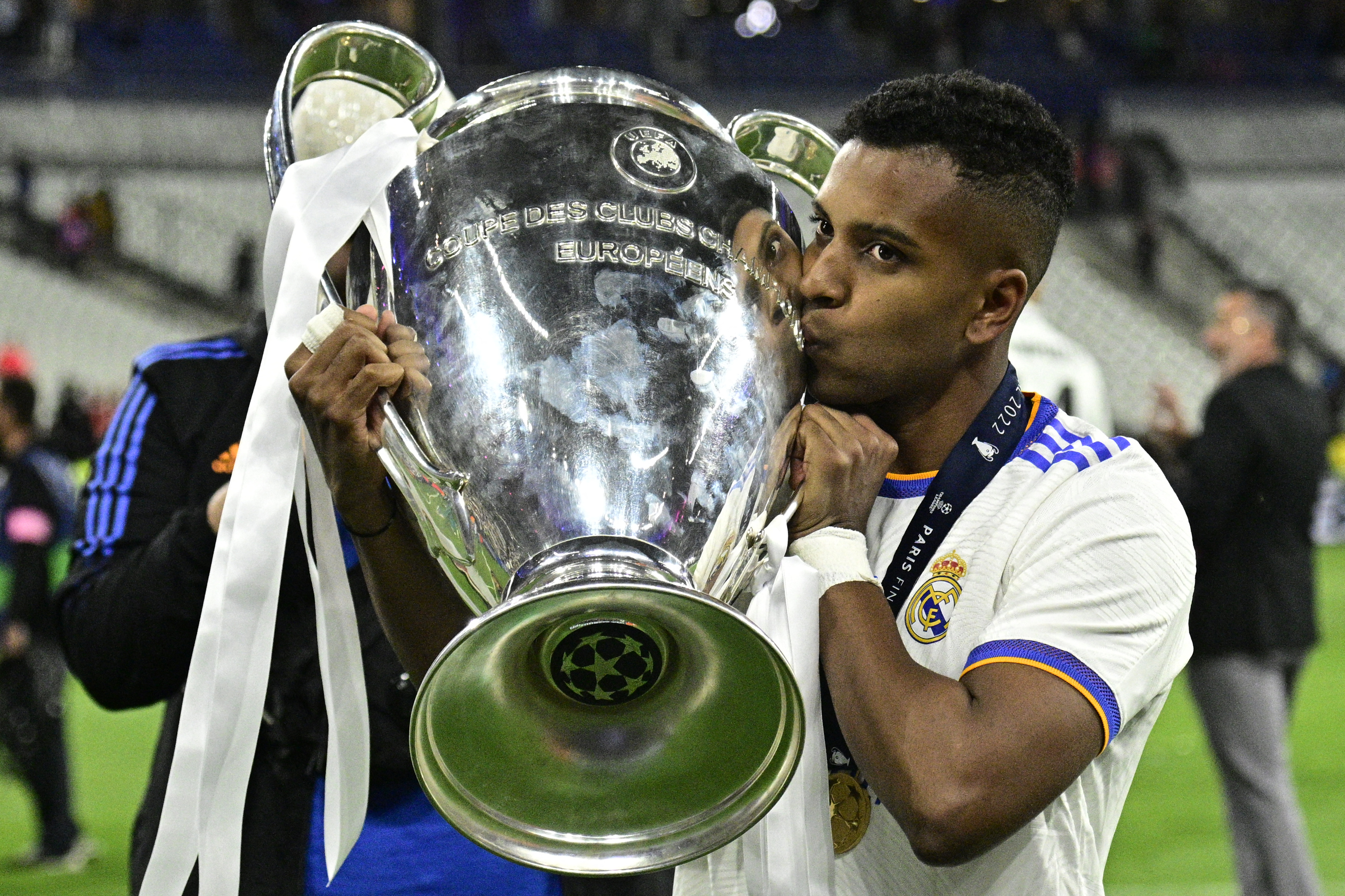FBL-EUR-C1-LIVERPOOL-REAL MADRID-TROPHY