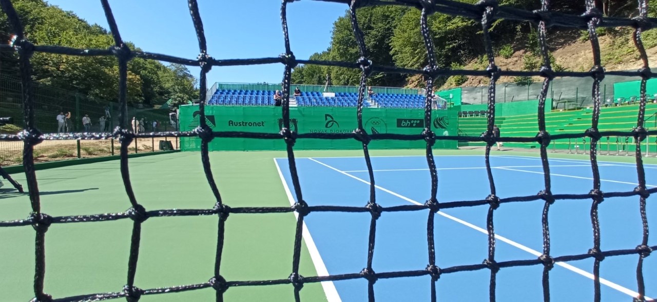 park ravne visoko teniski teren