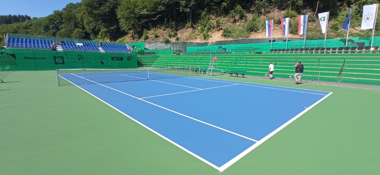 park ravne visoko teniski teren