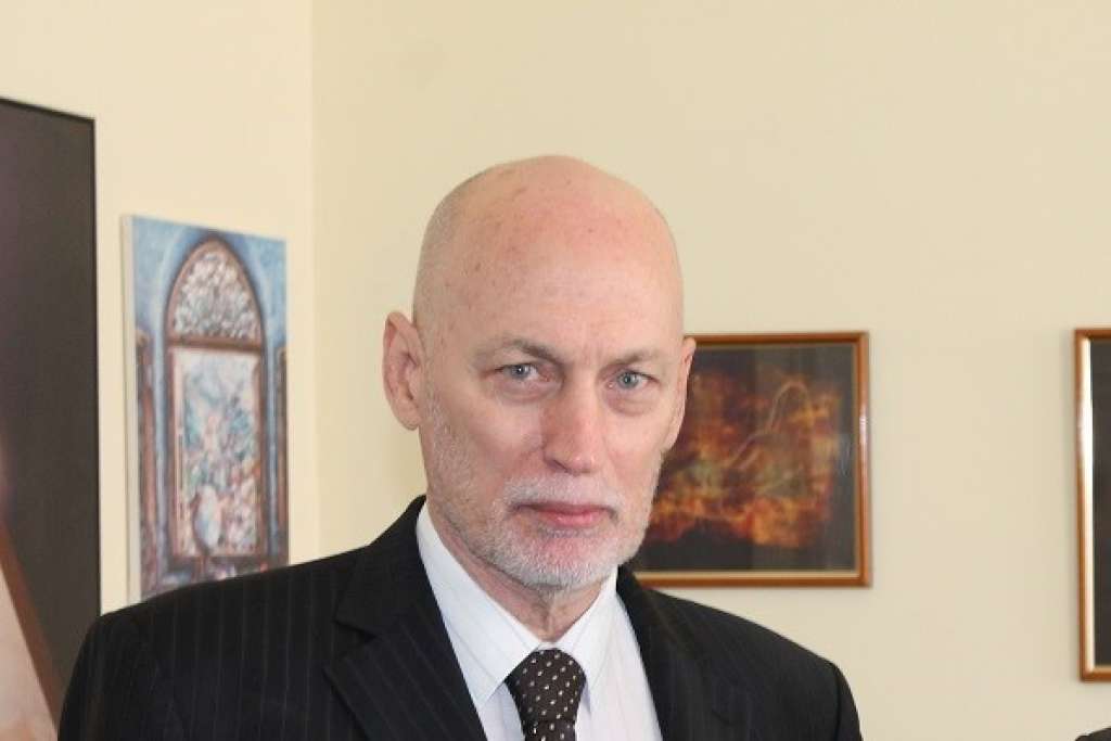 l_a80f762a1fdf2eeaa0b49658272f1fc9