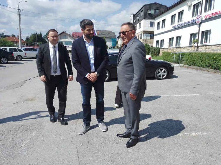 1658067892-Tan2022-7-17_143247695_3-750x563