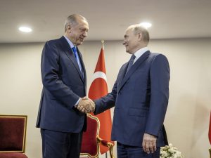 1658254736-AA-20220719-28454841-28454837-ERDOGAN_SE_U_IRANU_SASTAO_S_PUTINOM-300x225.jpg