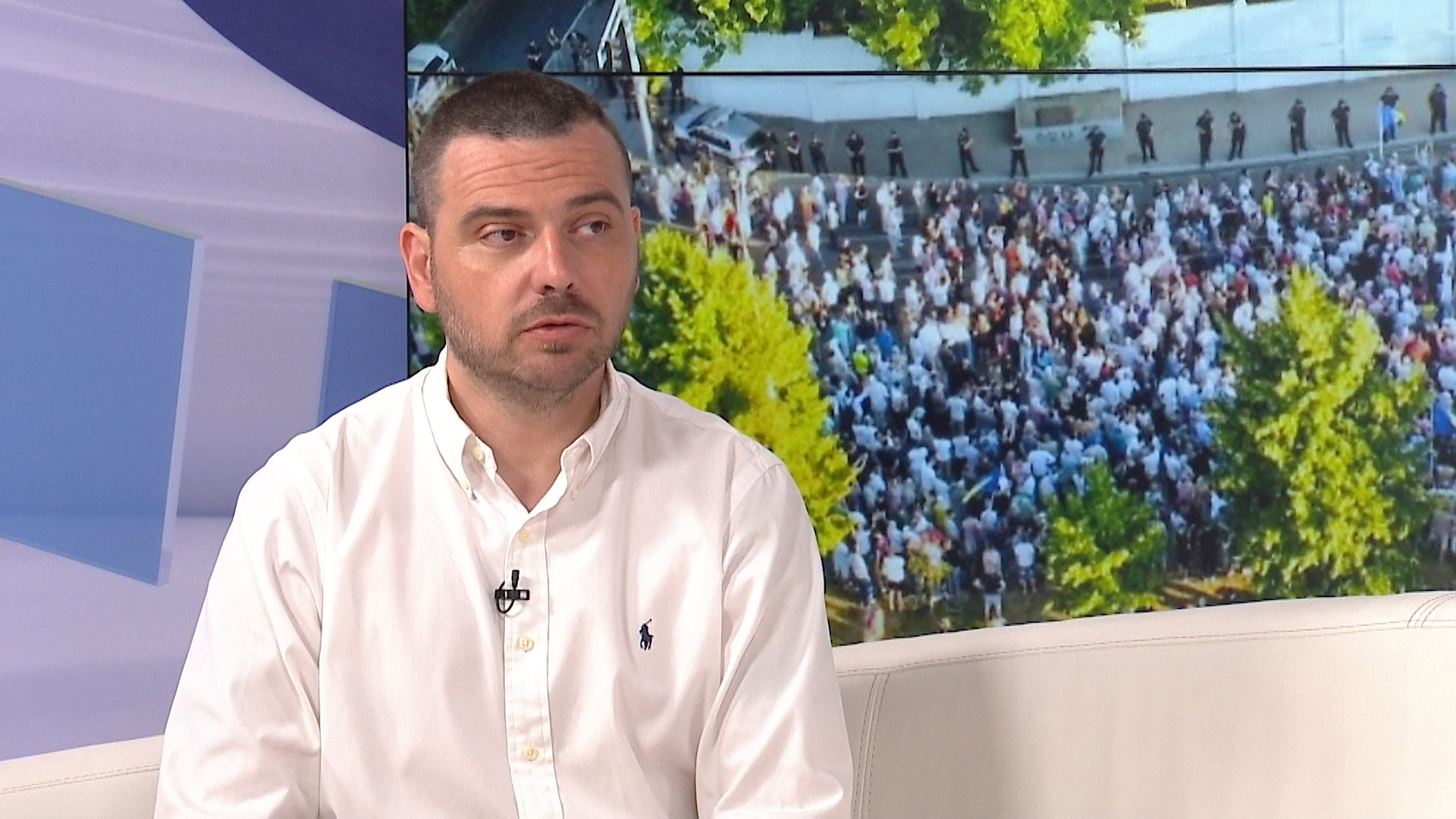 sa-magazinovic-ytb-1_1.09_52_00_13.Still001