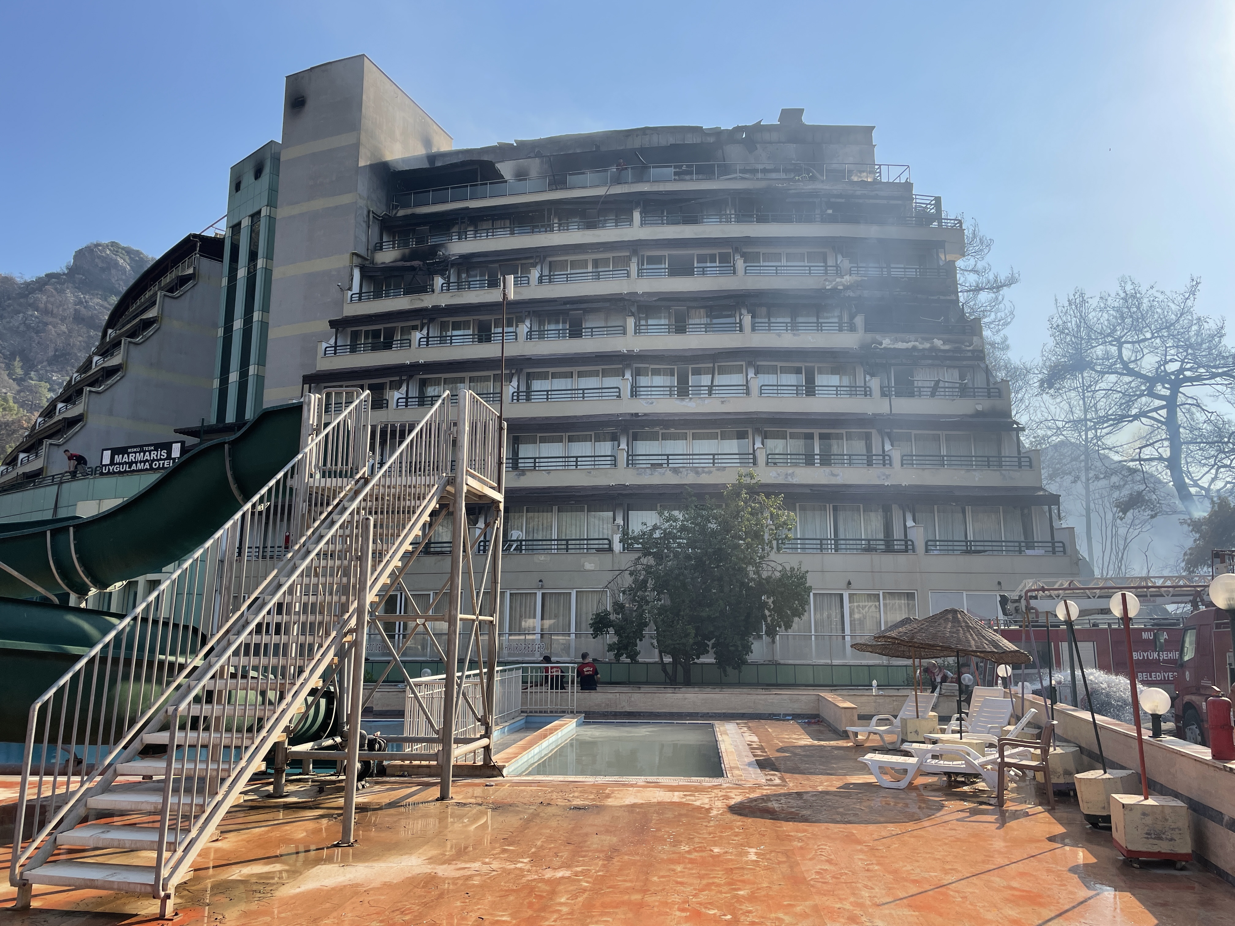 Pod kontrolu stavljen šumski požar u turskom Marmarisu