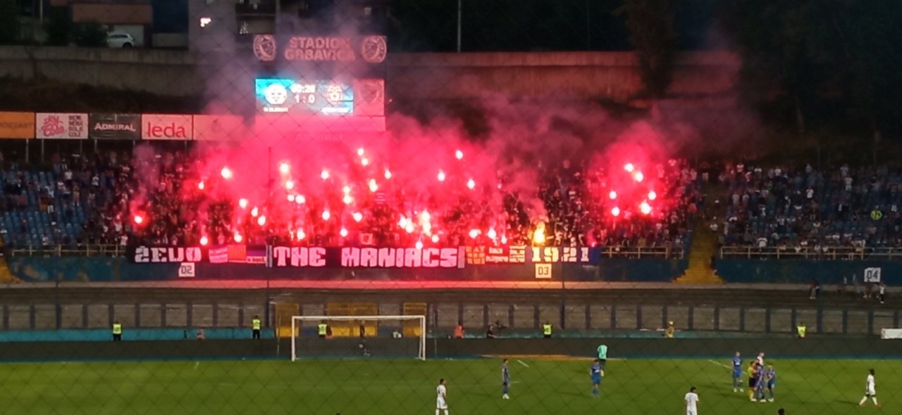 fk zeljeznicar manijaci