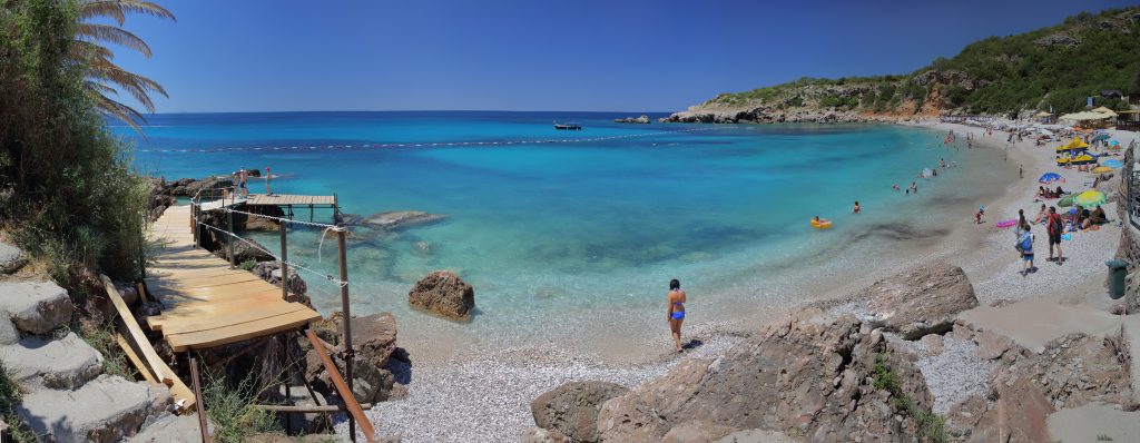 1659422052-shutterstock_6884650362-1024x398