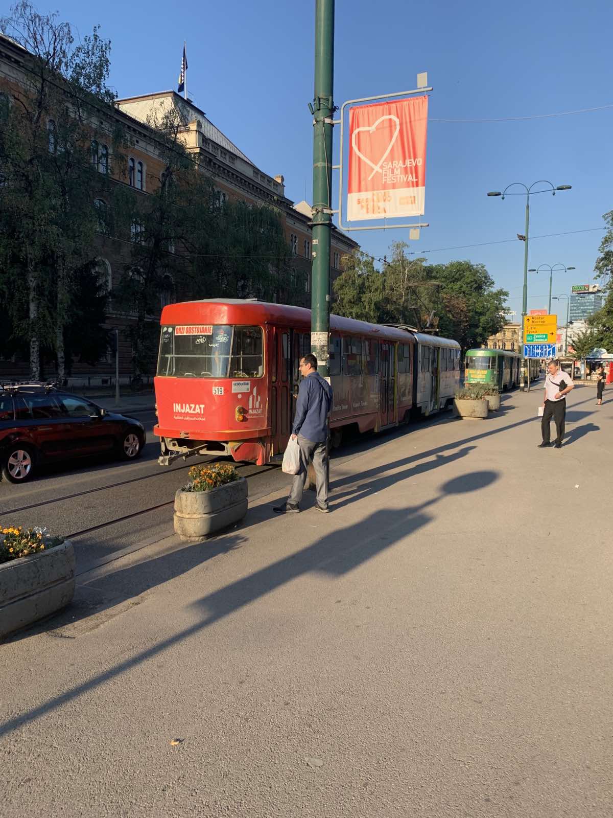 IMG-ca2efbb82311fa28057d04292d17031d-V