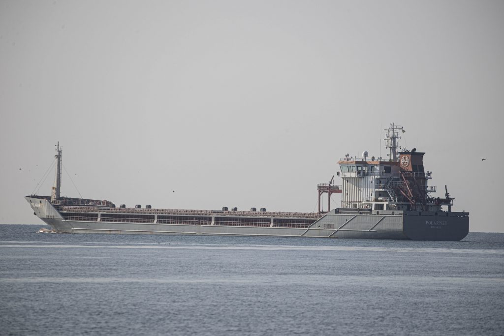 1659681861-AA-20220805-28574728-28574726-ODESA_BROD_POLARNET_NATOVAREN_KUKURUZOM_ISPLOVIO_IZ_LUKE_CERNOMORSK_U_UKRAJINI-1024x683