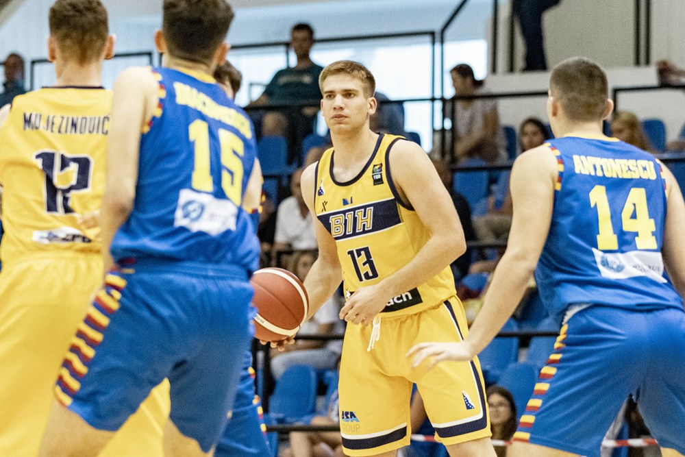 B1D0573B-3FA3-4FA7-80EA-409041013059