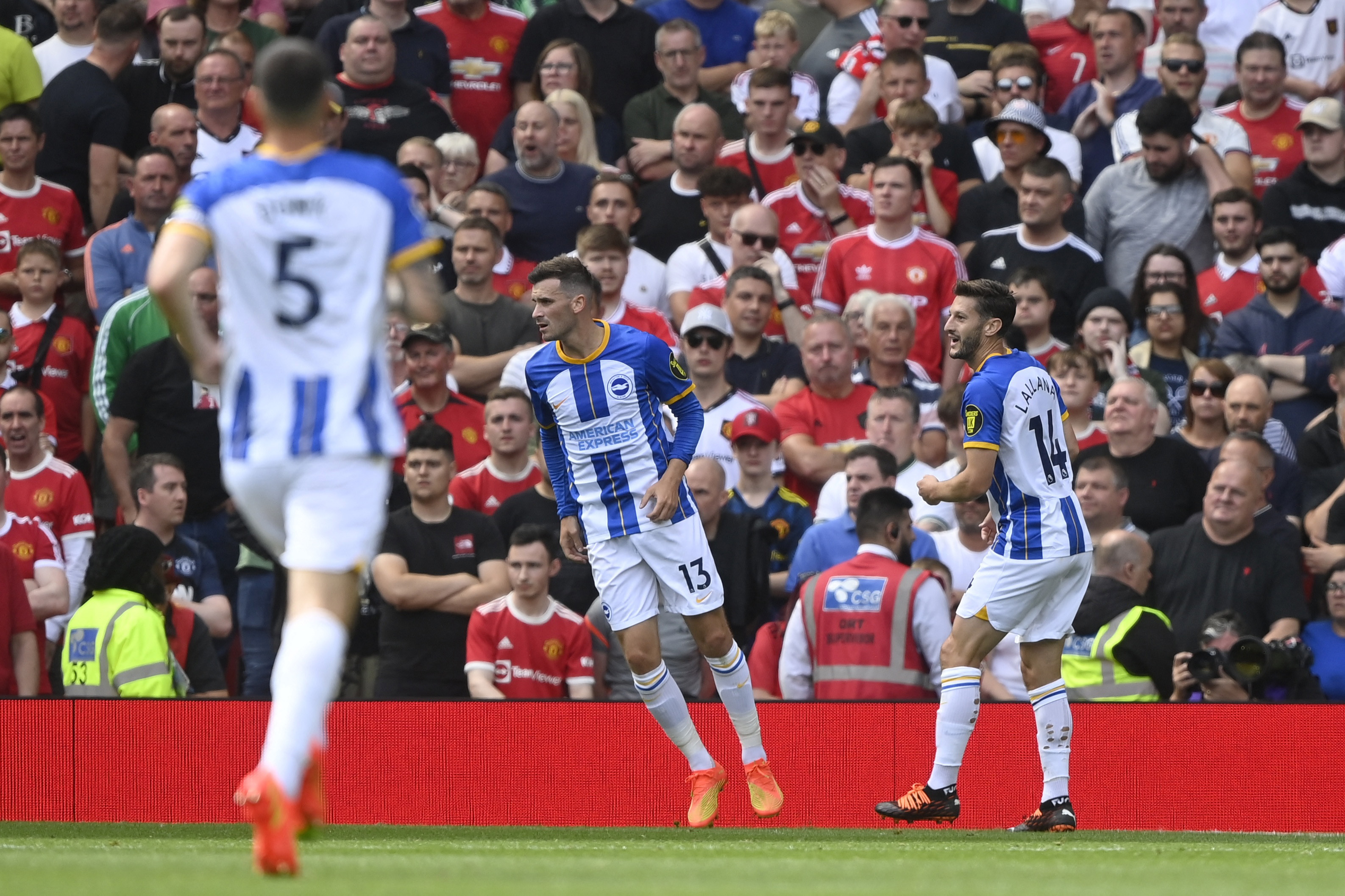 REUTERS/Toby Melville 