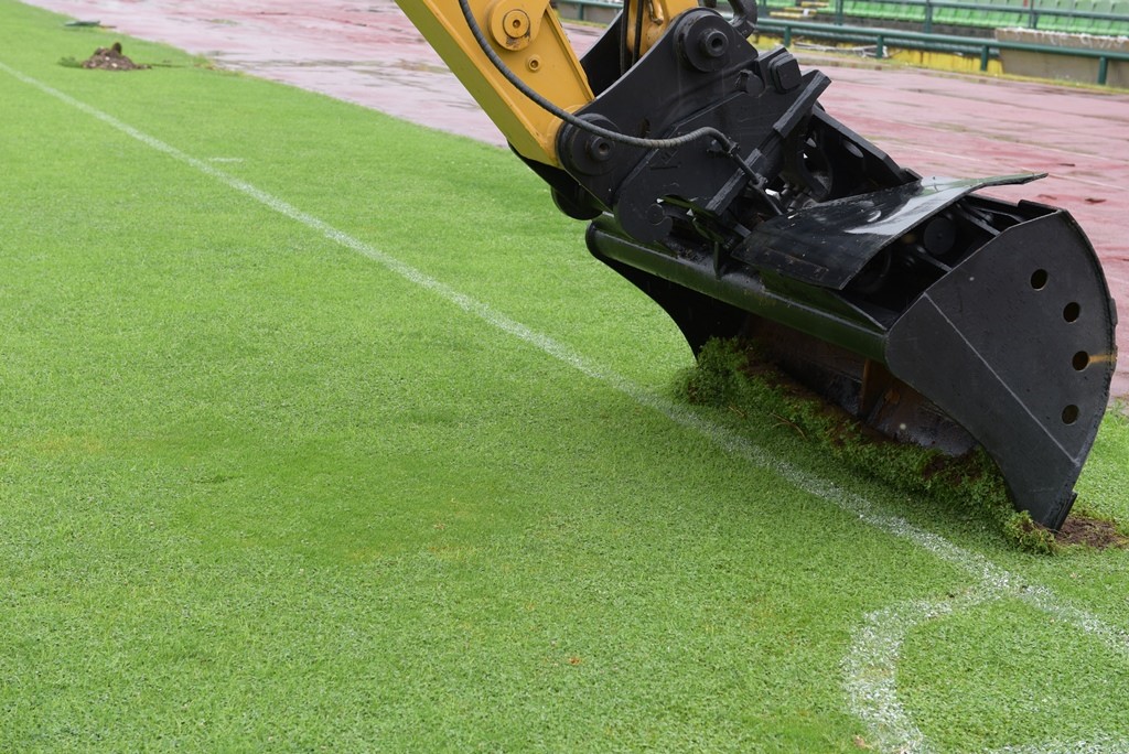 thumbnail_rekonstrukcija travnjaka 17