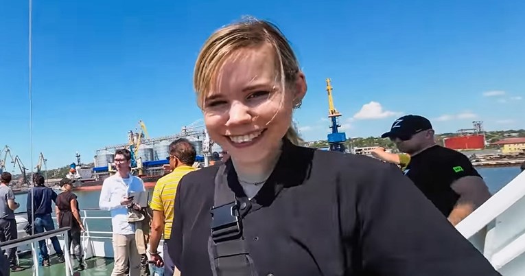 52a9219c-c414-4bf8-8b8f-b2941ad77f95