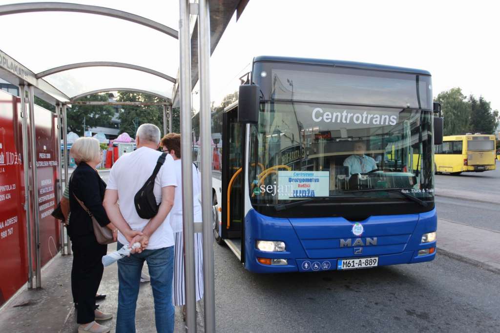 l_068b74bec9ad5742552a959f513e8efe