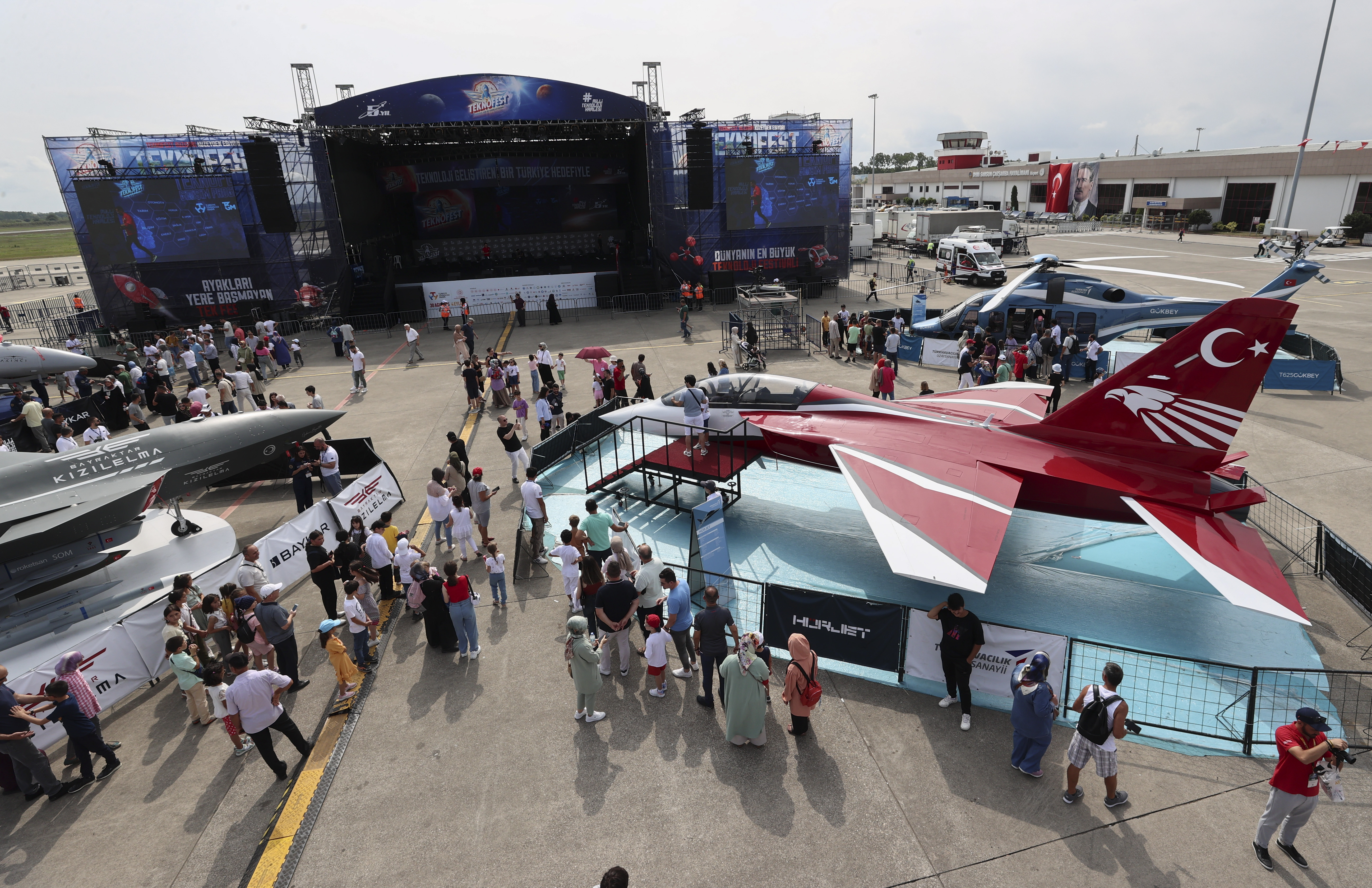 Turkiye u martu naredne godine predstavlja nacionalni borbeni avion Hurjet