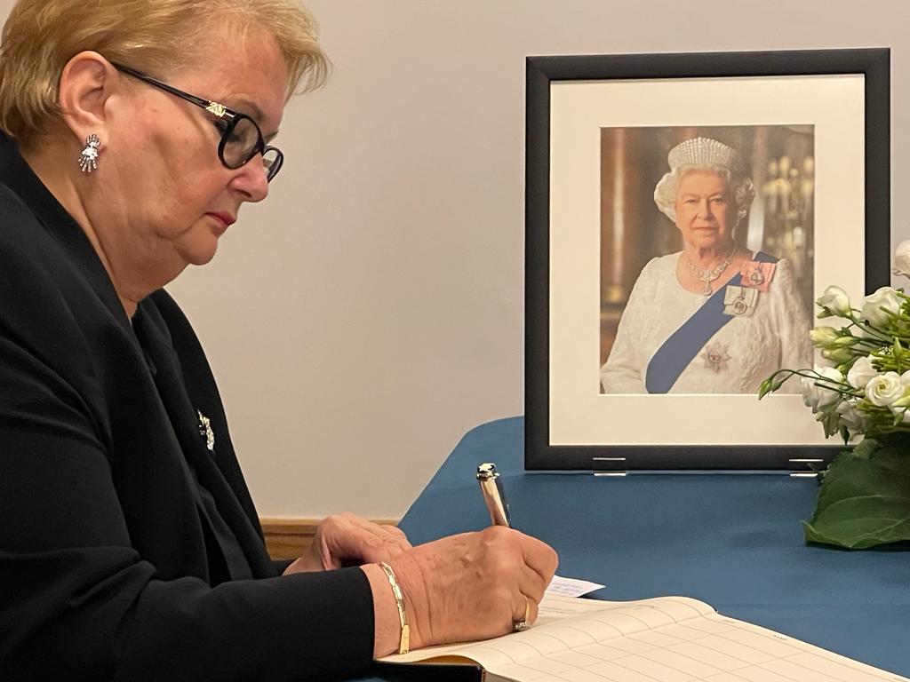 306315076_516962490431033_2655014101237729130_n