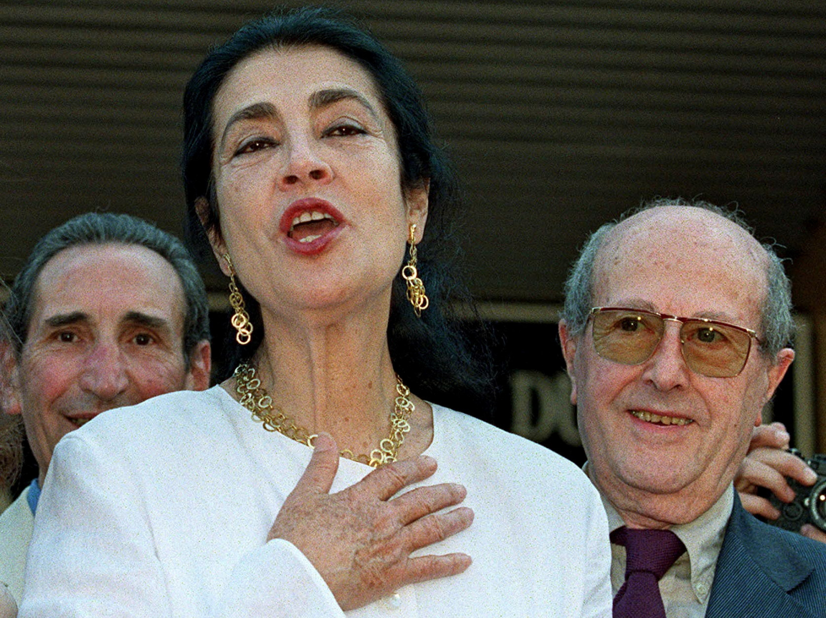 2022-09-14T095540Z_1453715114_RC2WGW9BJ77T_RTRMADP_3_GREECE-PAPAS(2)