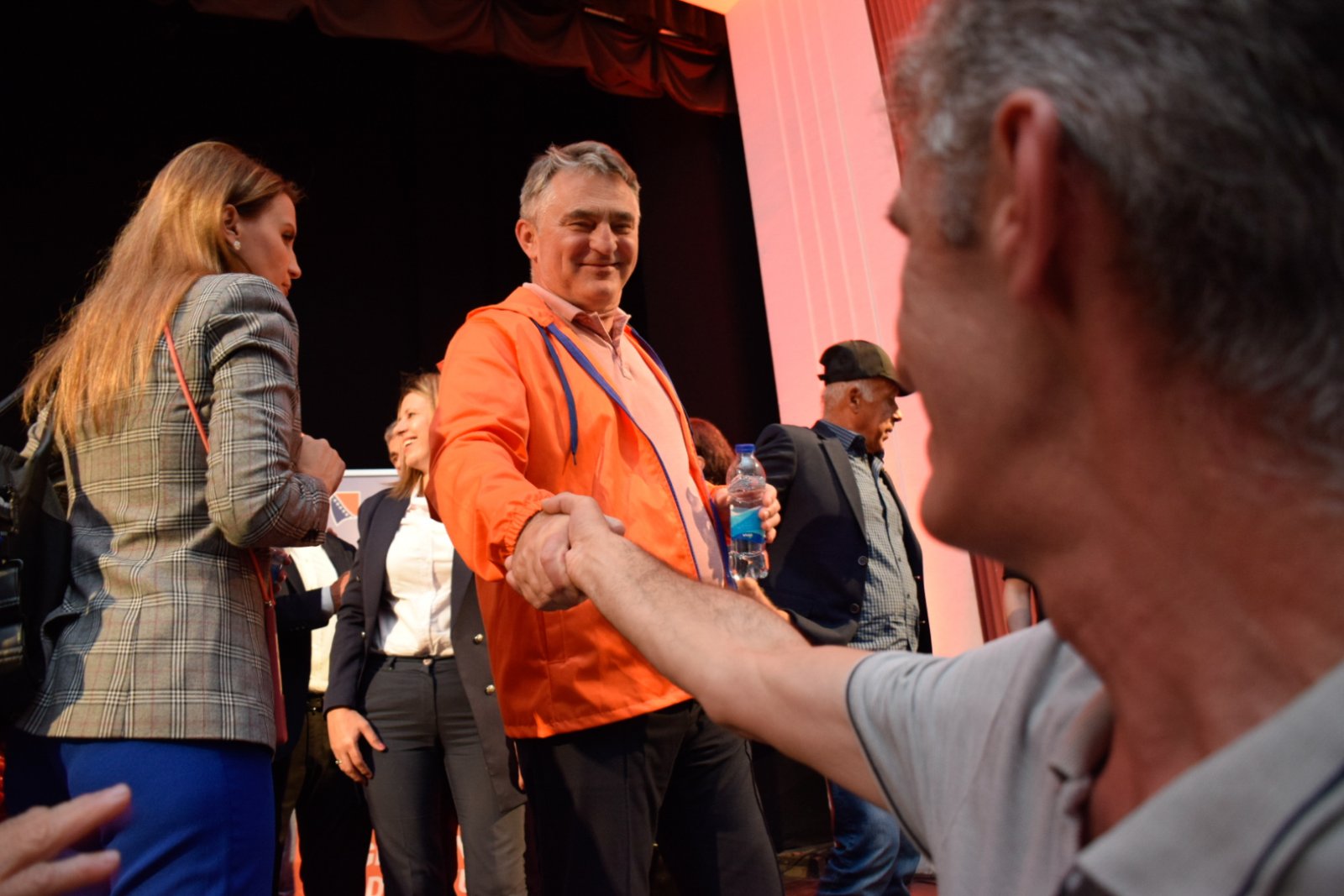 IMG-f708f5ab3f2158e3c5b174d1da9ef961-V