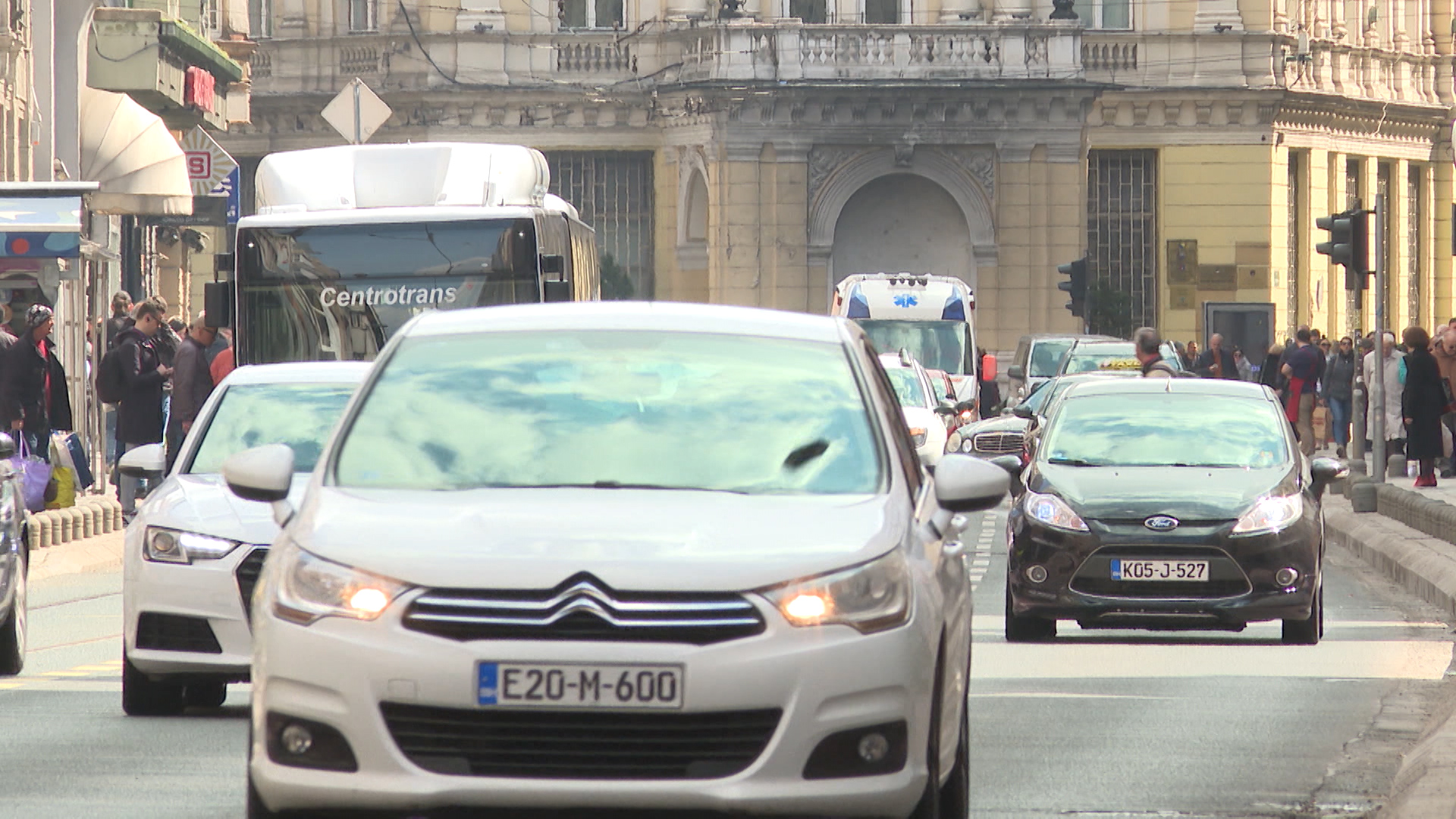 SA-STICKERI PKG-DAG-1(20220916-175312866).mxf.00_01_34_12.Still001