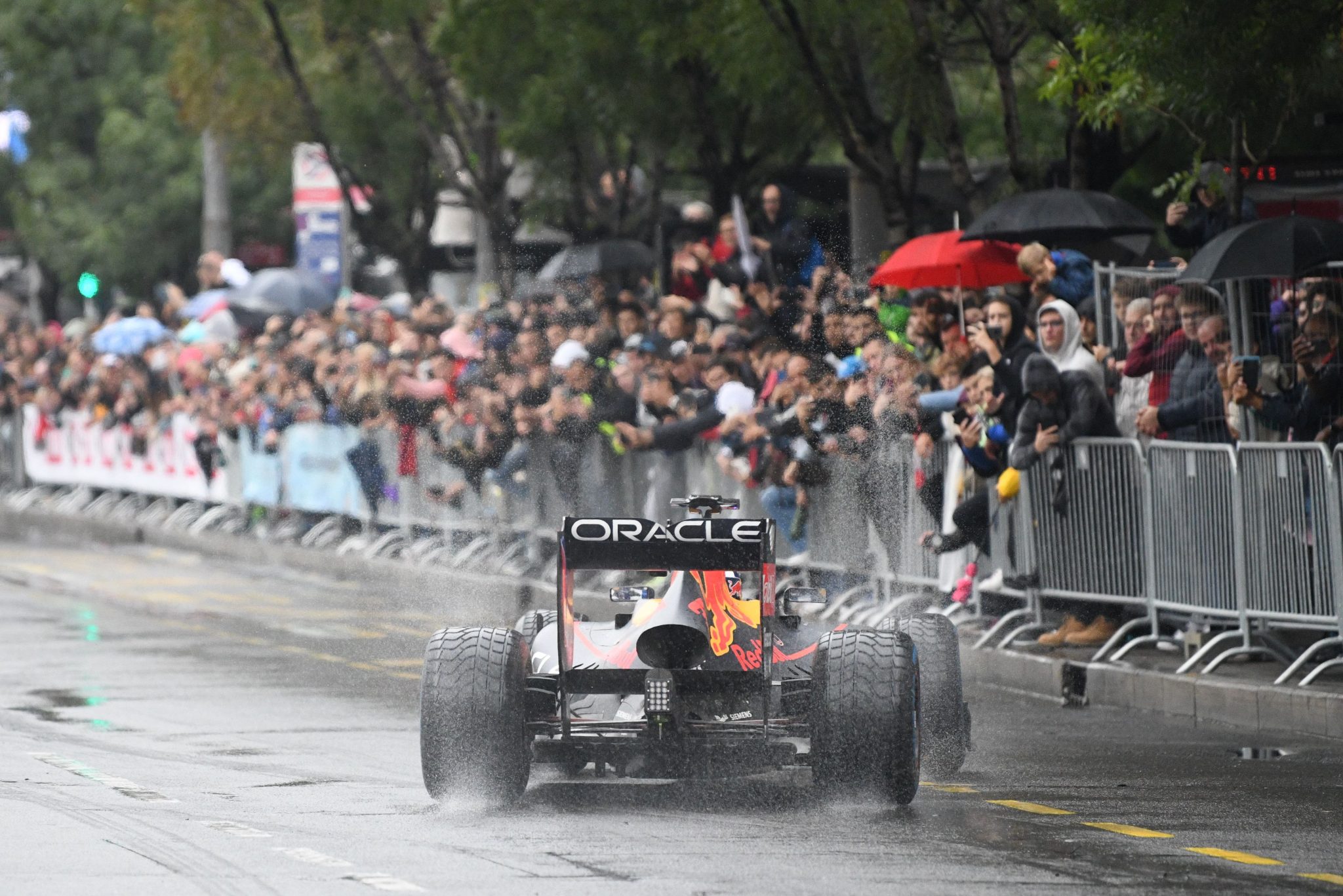 1663416922-FIL_2578-03-2048x1367