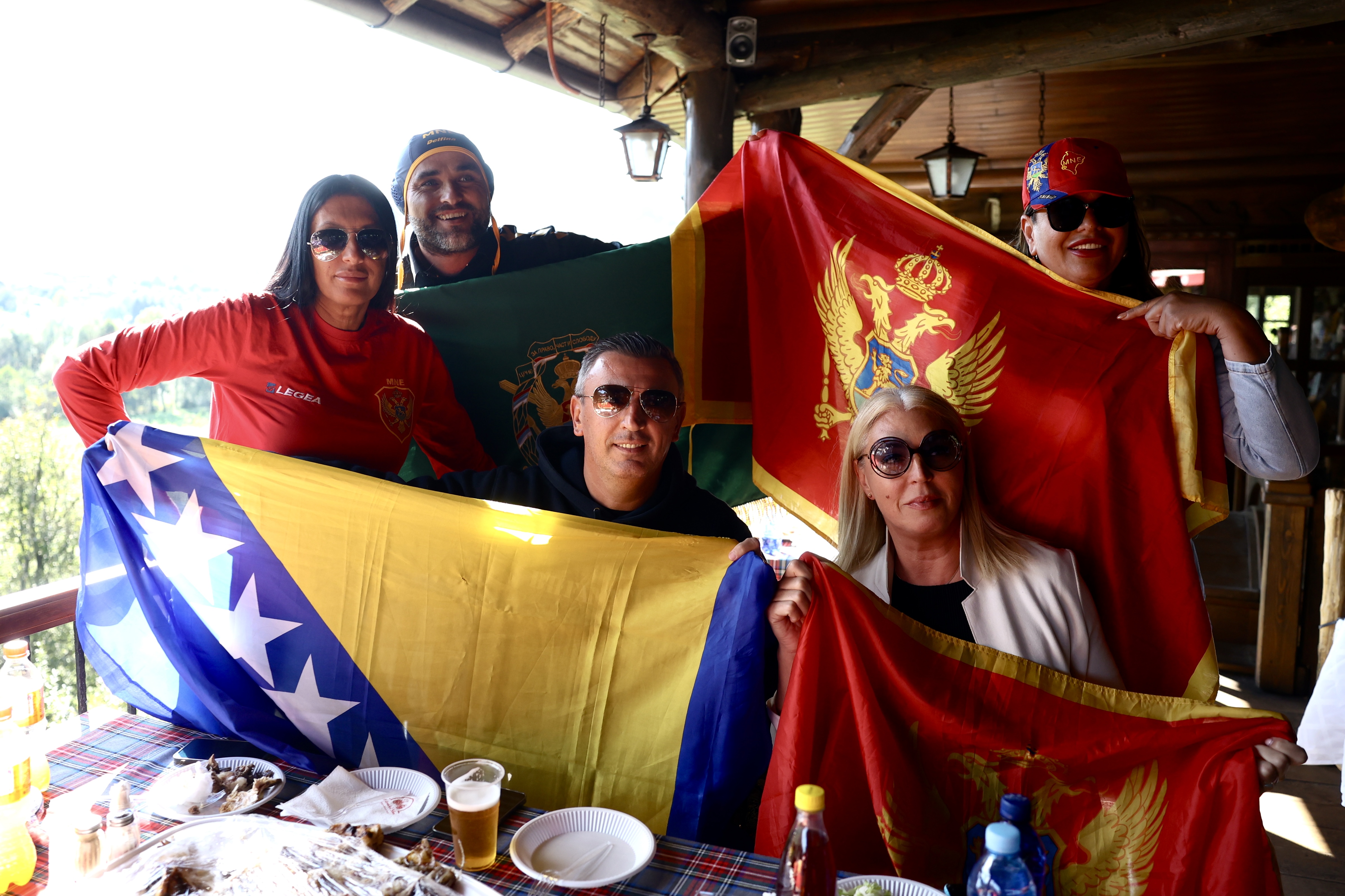 Crna Gora Navijači Kod Fehre