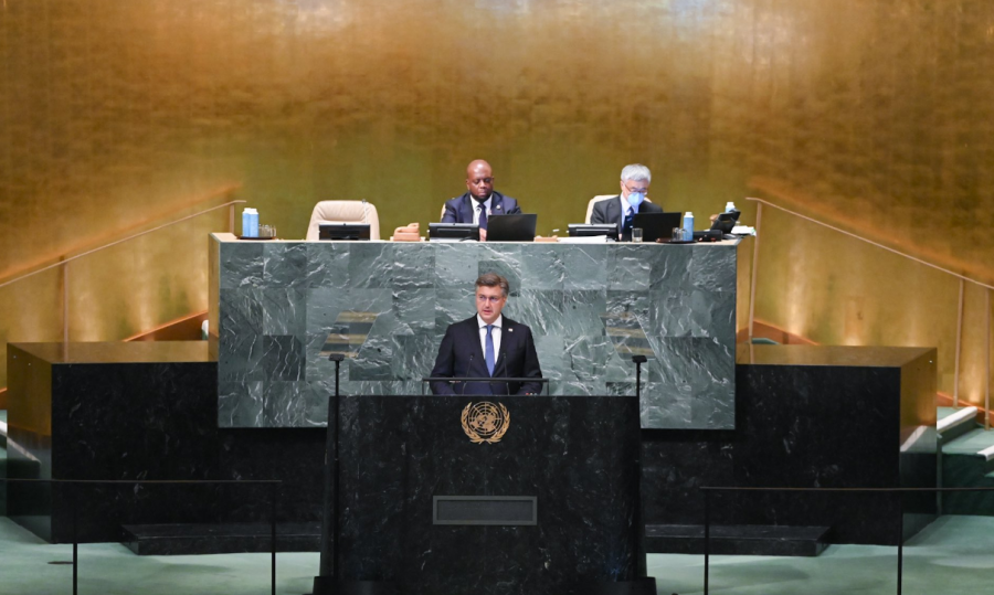 1663996723-APtwitter-900x539