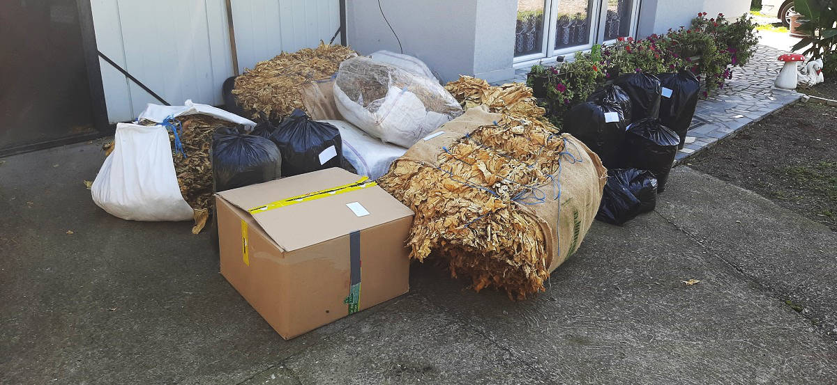 Oduzet duvan i puška 3