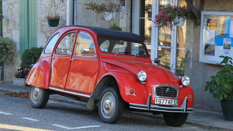 1664348796-spacek-62758-750x422