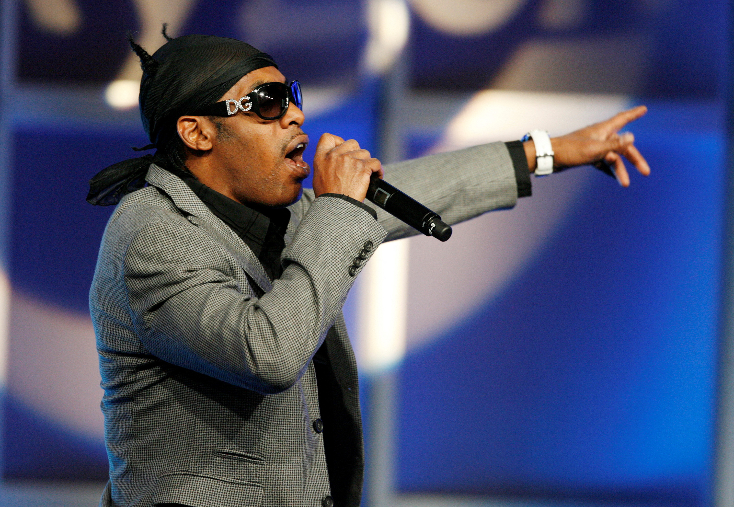 FILE PHOTO: Singer Coolio performs at the NBC Universal summer 2008 press tour in Beverly Hills