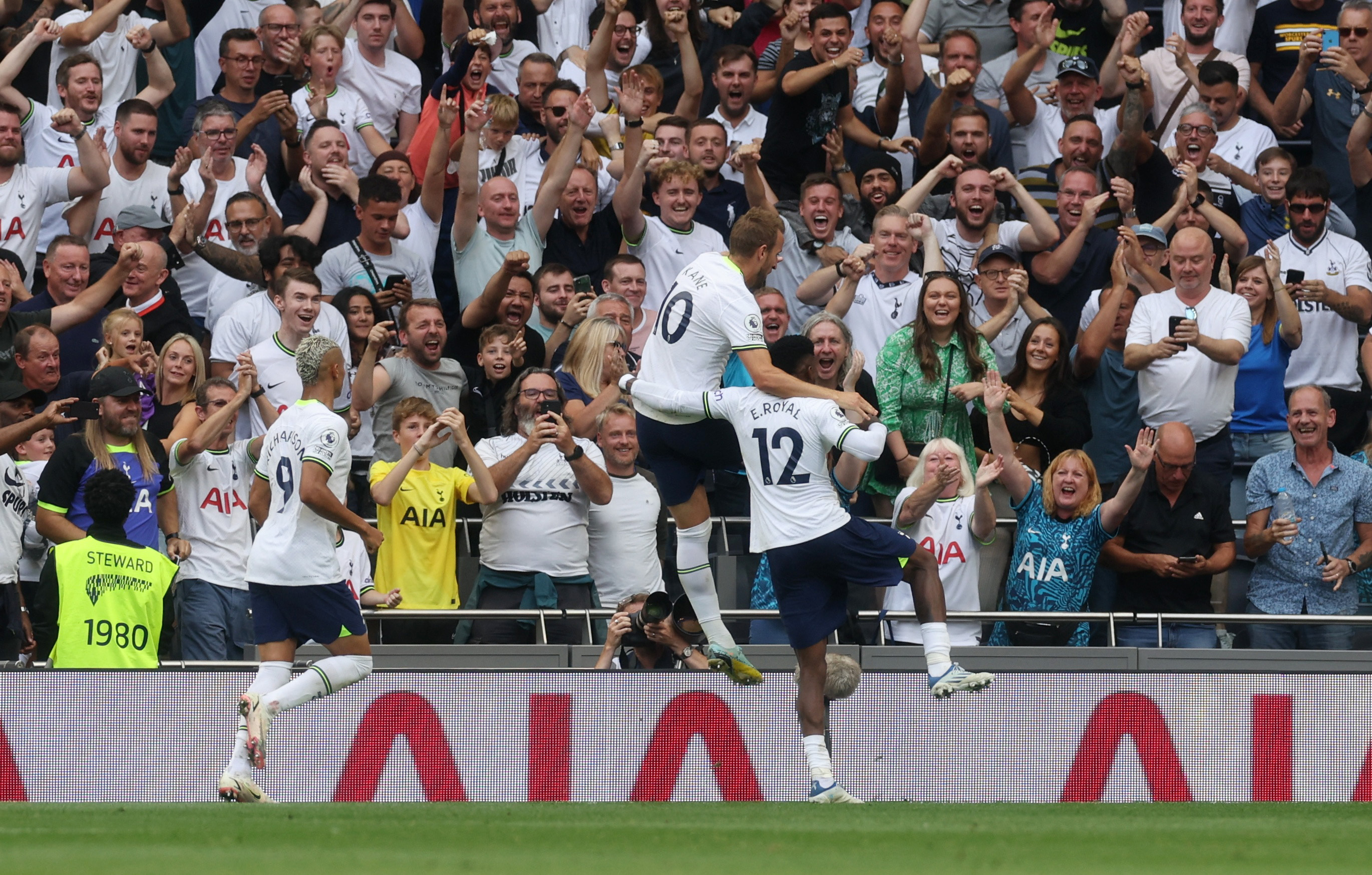 Premier League - Tottenham Hotspur v Fulham