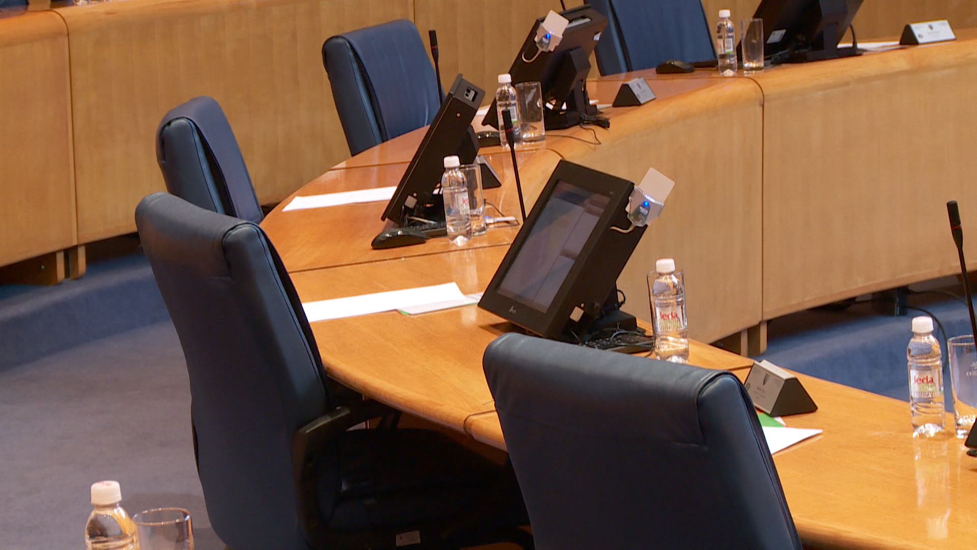 dom naroda psbih, prazna sala