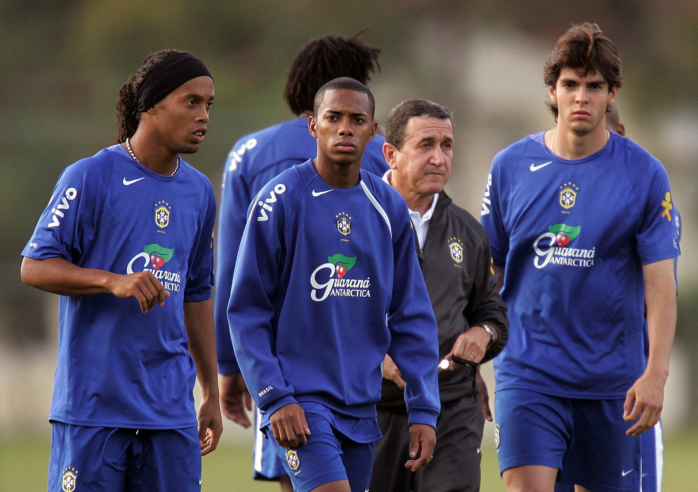 FBL-WC2006-BRAZIL-ROBINHO-RONALDINHO-KAKA-PARREIRA